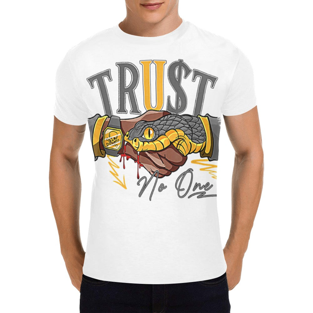 Trust No One - Men's T-Shirt